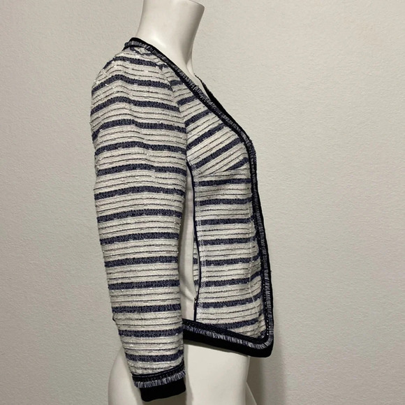 White House Black Market Women's Tweed Blazer Size XS - Picture 6 of 7